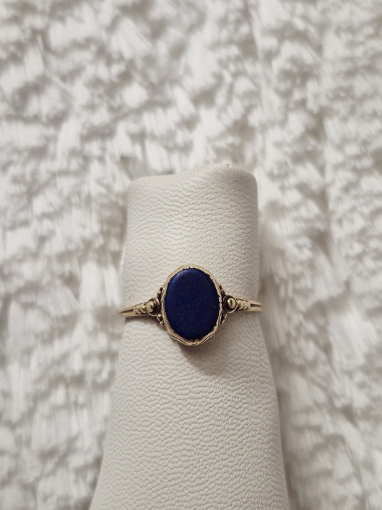 Stampd Jewelry - Victorian 14k Yellow Gold Oval Cut Lapis Lazuli Ring